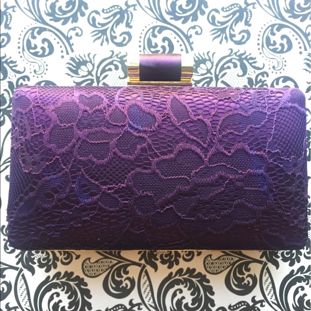 NWT Myztique Lace Clutch